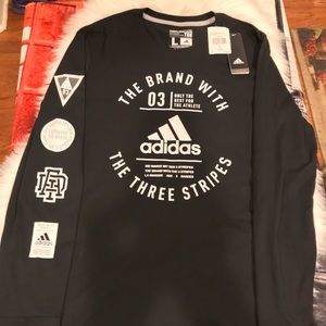 😎🔥Adidas long sleeve T-shirt🔥😎